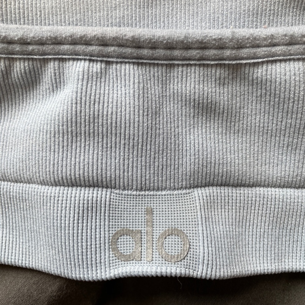 Alo Yoga Power Sports Bra in Sea Mist - Picture 4 of 8